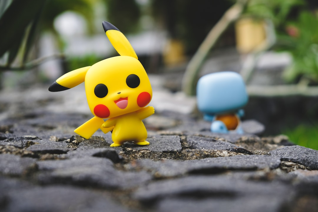 Disney Lorcana vs Pokémon TCG : comparaison stratégique 2026